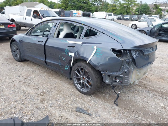 2023 TESLA MODEL 3 5YJ3E1EA3PF703836 Photo 2
