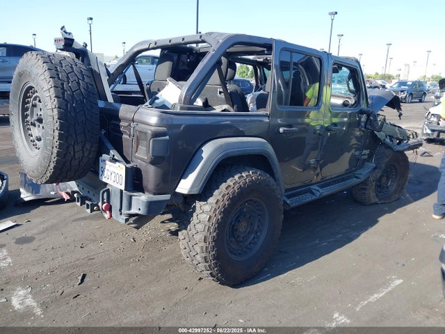 1C4HJXDG6JW247862 Jeep 2018