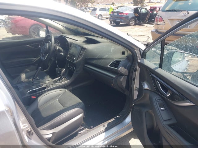 4S3GTAT6XH3732643 Subaru na