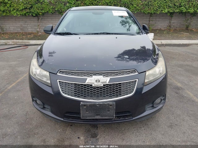1G1PA5SG8E7415867 Chevrolet lwe