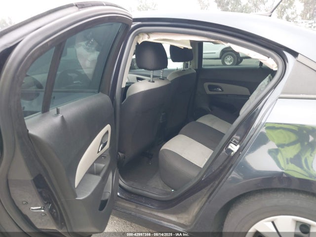 1G1PA5SG8E7415867 Chevrolet lwe