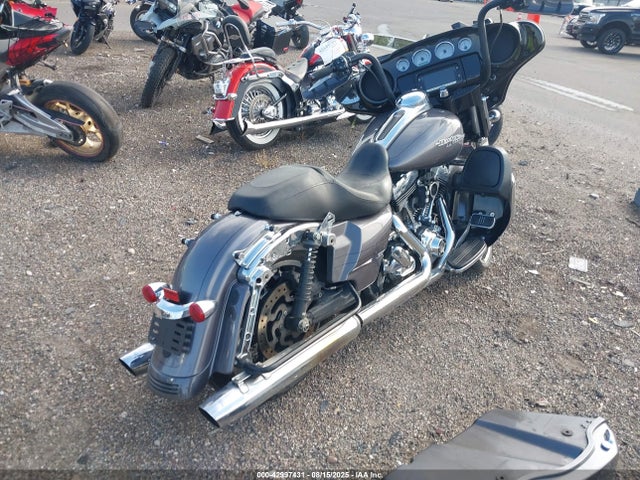 Harley-Davidson 2015 2015 1HD1KRM38FB666106 Image 4