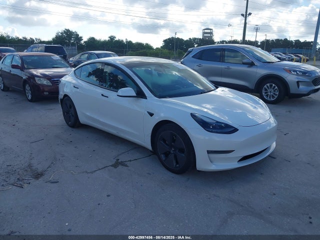 2021 TESLA MODEL 3 5YJ3E1EB0MF978973 Photo 0