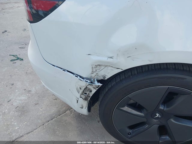 2021 TESLA MODEL 3 5YJ3E1EB0MF978973 Photo 5