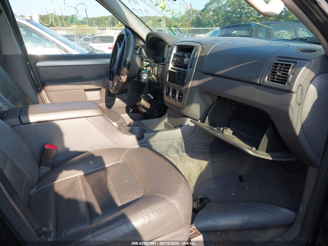 2003 FORD EXPLORER 1FMZU73K33UC54036 Photo 4