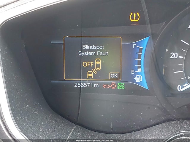 Ford 2019 2019 3FA6P0LU8KR221990 Image 16