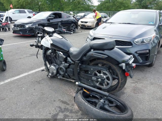 2011 YAMAHA XVS1300 JYAVP33E8BA001643 Photo 2