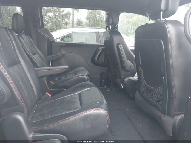 42997582 :رقم المزاد ، 2C4RDGEG7FR591968 vin ، 2015 Dodge Grand Caravan R/t مزاد بيع