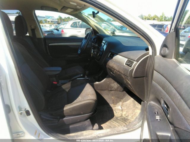 2016 MITSUBISHI OUTLANDER JA4AD2A37GZ030898 Photo 4
