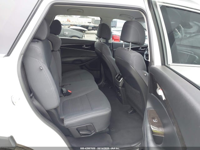 5XYPG4A31HG244045 KIA Sorento