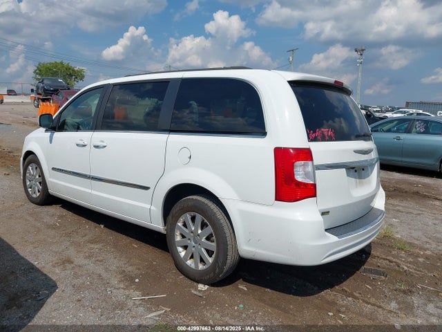 Chrysler Town and Country 2016 2C4RC1BG5GR237906 Image 14