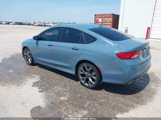 Chrysler 200 2015 1C3CCCBB6FN715613 Image 3