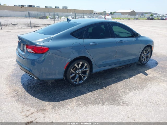 Chrysler 200 2015 1C3CCCBB6FN715613 Image 4