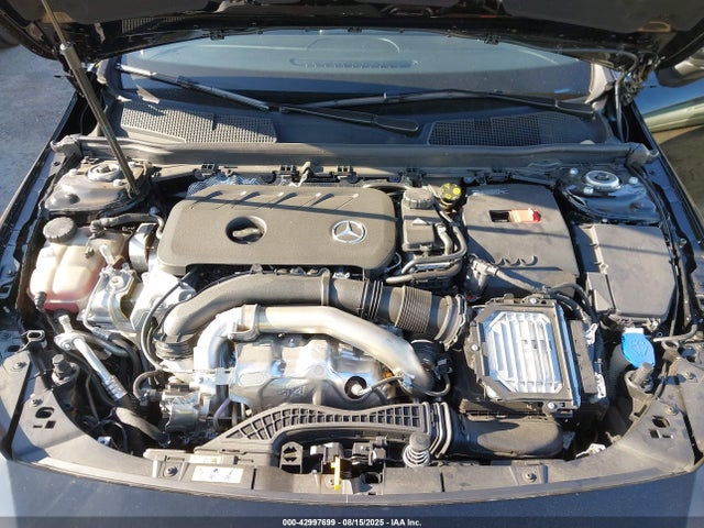 W1K5J4GB0RN453199 Mercedes-Benz m260