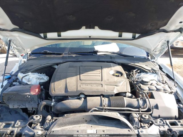 2018 JAGUAR XE SAJAK4FX1JCP35453 Photo 9