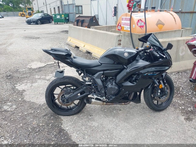 Yamaha Yzf690 2023 JYARM38E0PA005485 Image 11