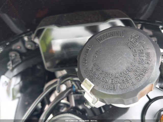 Yamaha Yzf690 2023 JYARM38E0PA005485 Image 7