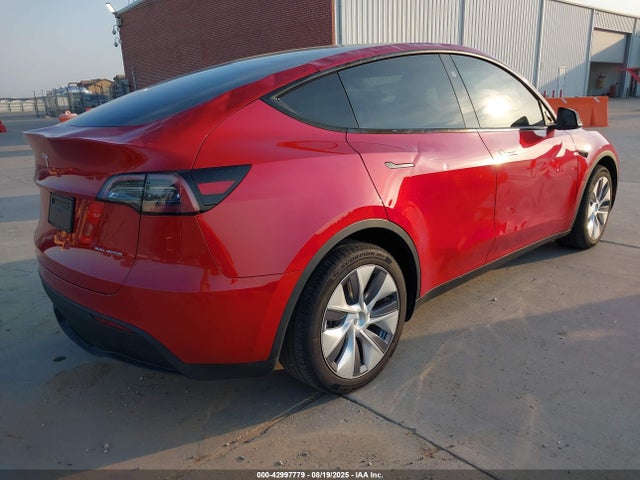 2023 TESLA MODEL Y 7SAYGDEE0PA183986 Photo 3