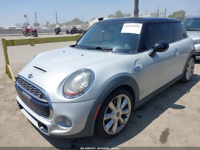 2015 MINI HARDTOP WMWXP7C52FT740390 Photo 1