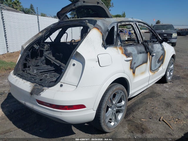 2016 AUDI Q3 WA1BFCFS1GR013812 Photo 3