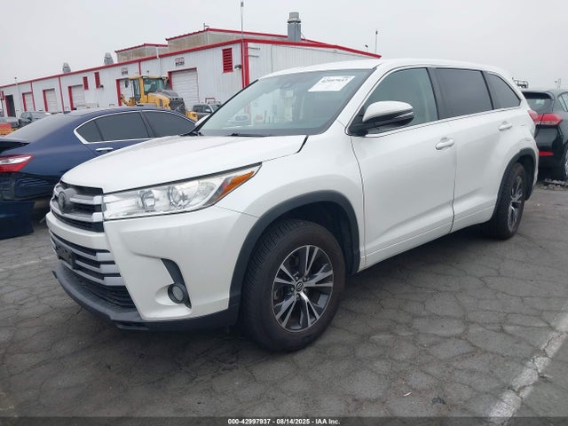 Toyota 2gr-fks 2018 5TDZZRFH2JS262261 Image 2