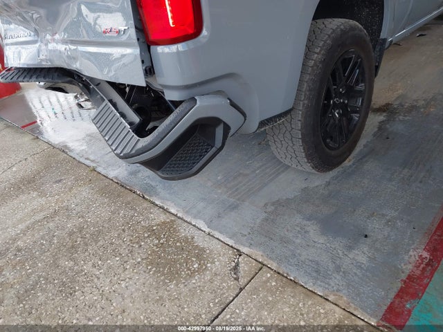 Chevrolet lz0 2025 1GCUKEE88SZ111093 Image 18