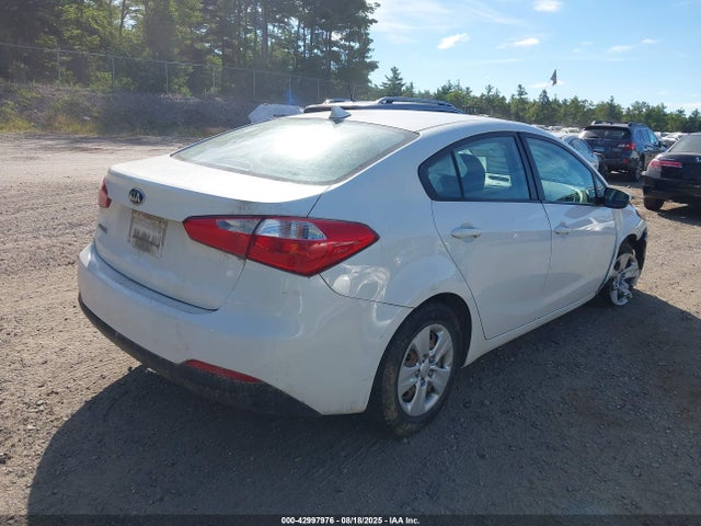 KNAFK4A66G5573039 KIA mpi nu