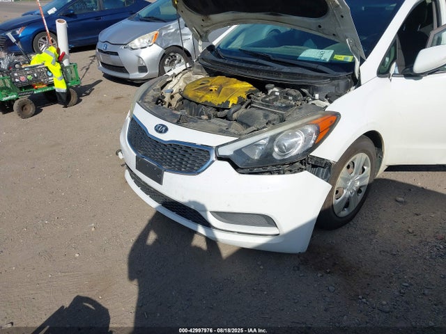 KNAFK4A66G5573039 KIA mpi nu