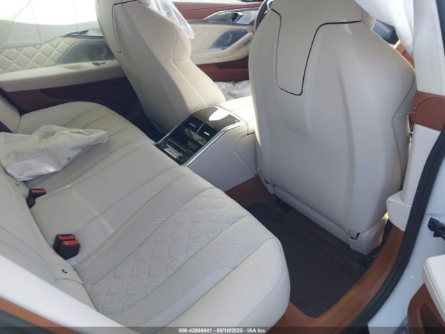 2021 BMW M8 GRAN COUPE WBSGV0C03MCF89329 Photo 7