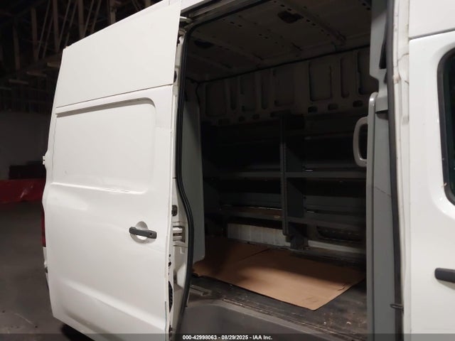 1N6BF0LX0EN104950 Nissan 2014