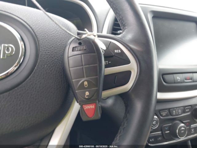 2017 JEEP CHEROKEE 1C4PJMCS7HW594613 Photo 10