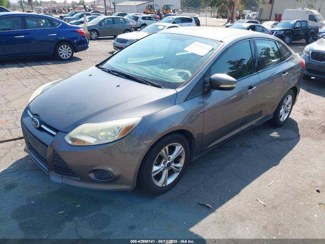 Ford 2014 2014 1FADP3F23EL230330 Image 2
