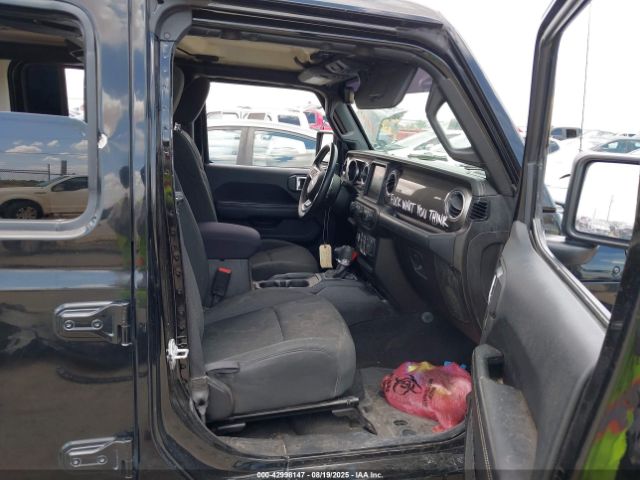 2019 JEEP WRANGLER UNLIMITED 1C4HJXEG3KW580181 Photo 4