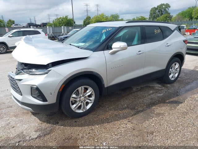 Chevrolet lgx 2021 3GNKBCRS3MS521146 Image 2
