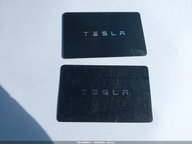 2023 TESLA MODEL Y 7SAYGDEE3PF831212 Photo 10