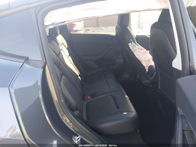 2023 TESLA MODEL Y 7SAYGDEE3PF831212 Photo 7