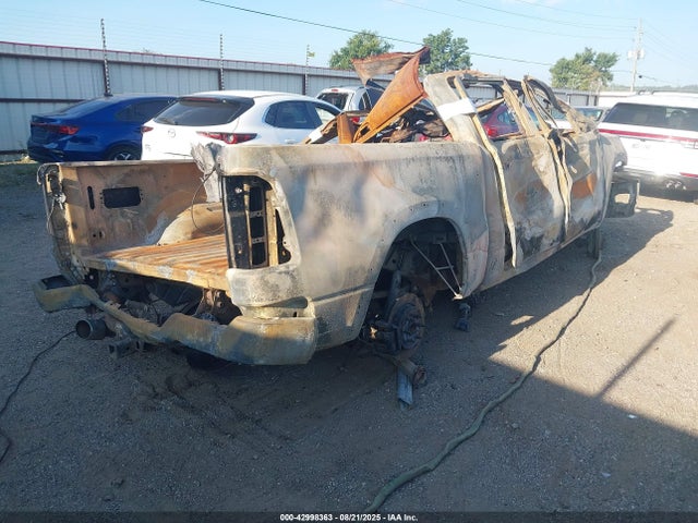 2025 RAM 1500 1C6SRFJP6SN503140 Photo 3