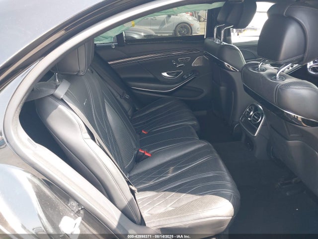WDDUG8JB1KA436273 Mercedes-Benz Amg S 63 4matic