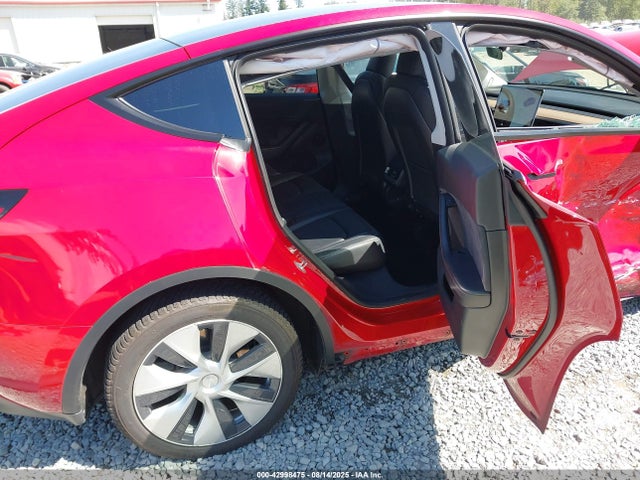 5YJYGDEE1MF196290 Tesla Model Y
