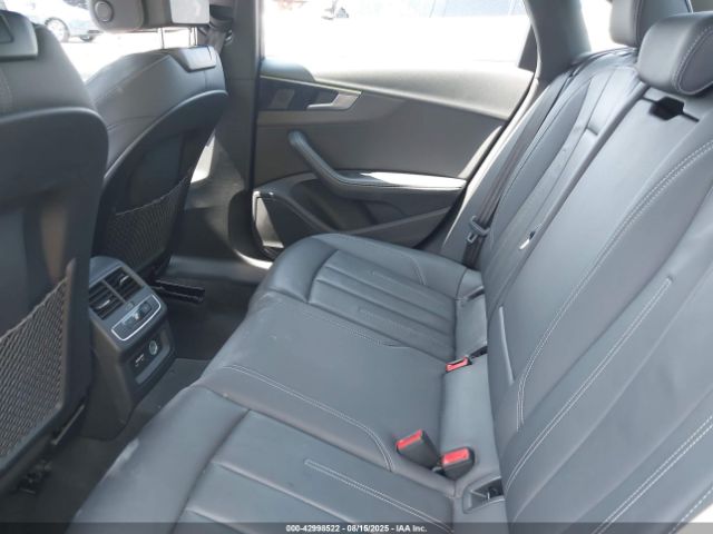 2022 AUDI A4 WAUEAAF48NN008910 Photo 7