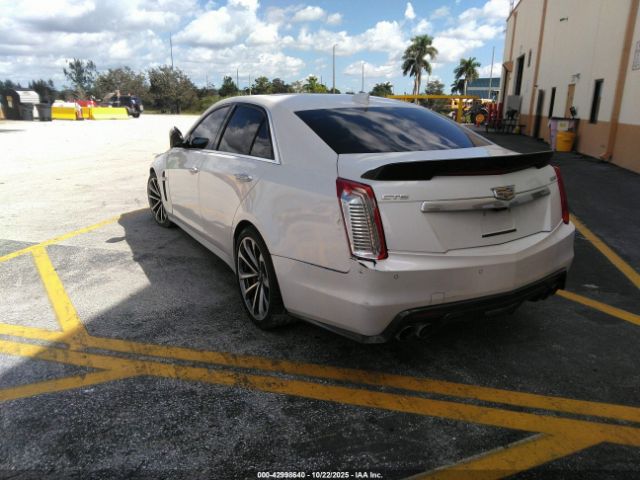 2017 CADILLAC CTS-V 1G6A15S64H0137358 Photo 2