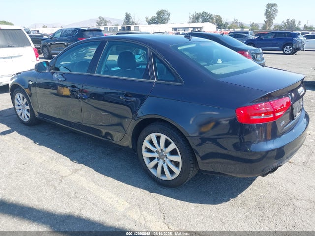 2013 AUDI A4 WAUBFAFLXDN011950 Photo 2