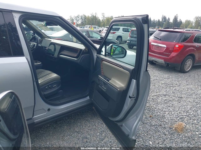 Rivian r1t 2022 7FCTGAAA5NN016446 Image 5