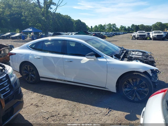 Lexus v35a-fts 2024 JTHF51GF7R5012236 Image 13