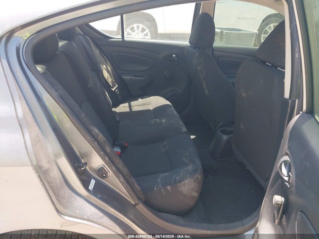 Nissan Versa 2018 3N1CN7AP4JL837800 Image 8