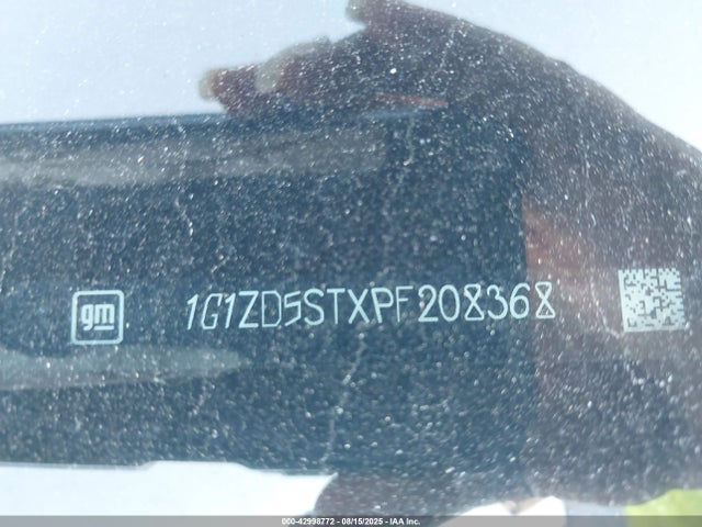 Chevrolet lfv 2023 1G1ZD5STXPF208368 Image 9