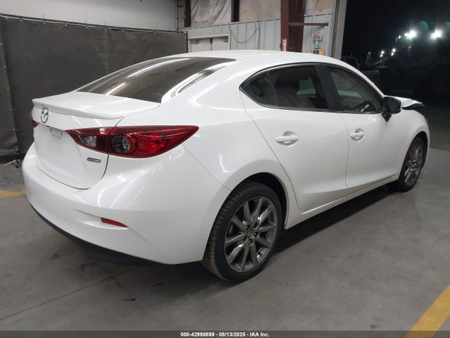 3MZBN1V39JM246592 Mazda py