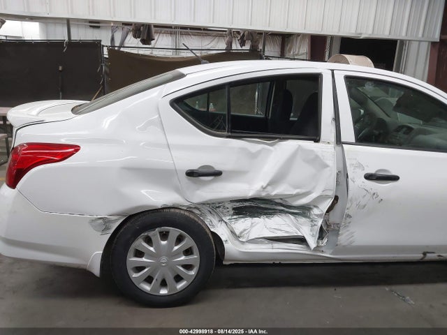 3N1CN7APXGL843559 Nissan 2016
