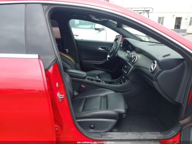 2019 MERCEDES-BENZ CLA 250 WDDSJ4EB0KN722717 Photo 4