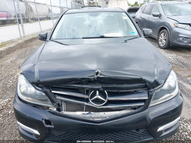 WDDGF4HB9EG243059 Mercedes-Benz C-Class
